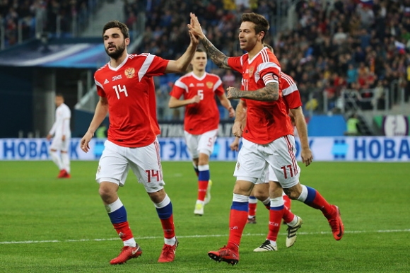 Сборная РФ по футболу сыграла вничью с командой Испании