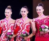 Украинки - с бронзой, Ризатдинова - справа Украинки - с бронзой, Ризатдинова - справа