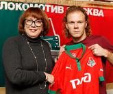 Виталий Денисов (справа) Виталий Денисов (справа)