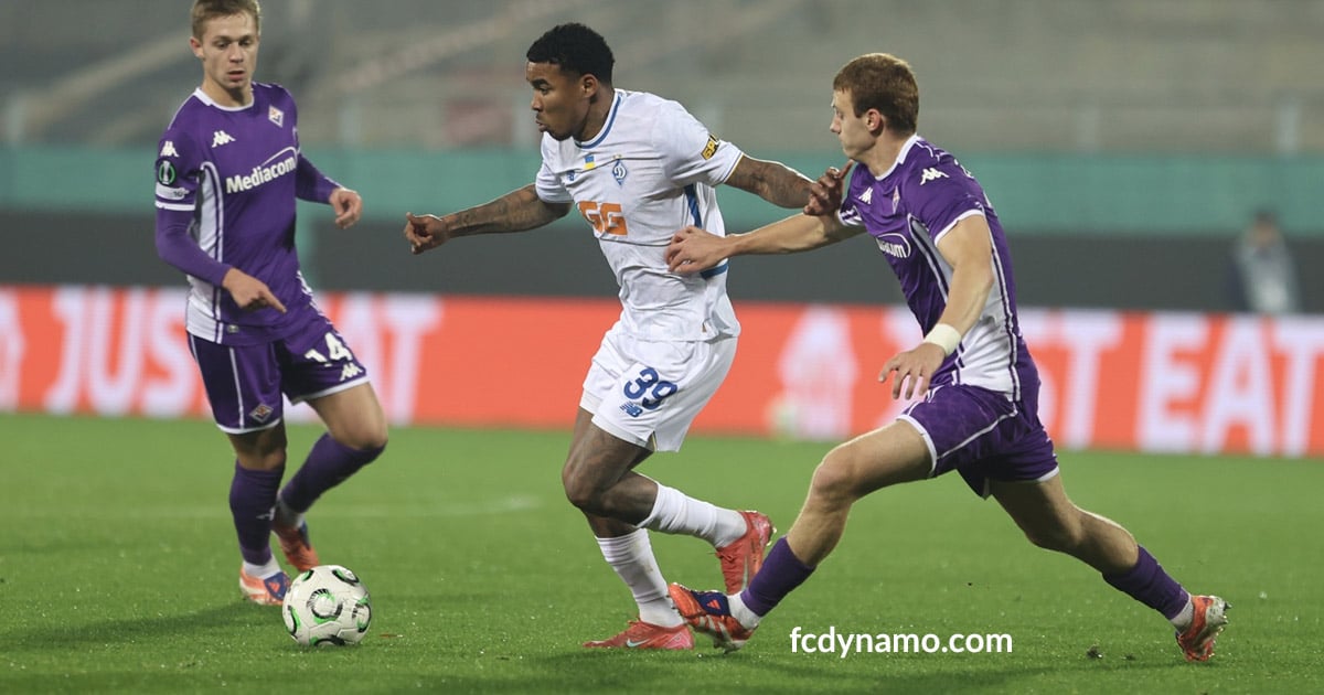 Динамо знову програє