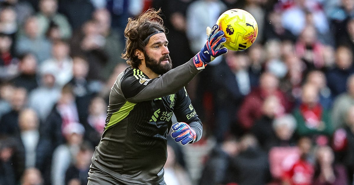 Голкипер Ливерпуля пропустит первый матч 1/8 финала ЛЧ