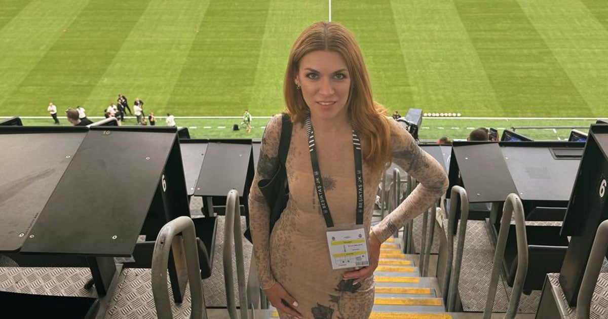 Елла Іванюкович у Стамбулі