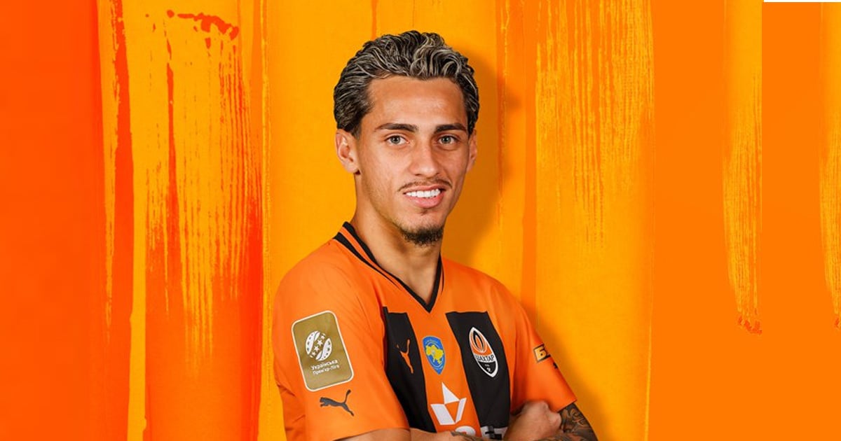 20-year-old midfielder moves to Shakhtar