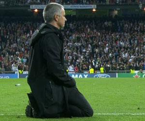 http://terrikon.com/i/coach/port/h/th-300-mourinho300_koleni.jpg